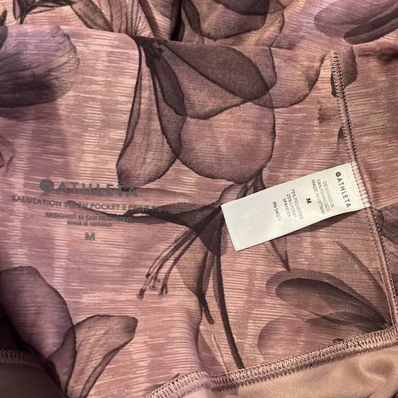 Athleta tights size medium - Picture 2 of 3